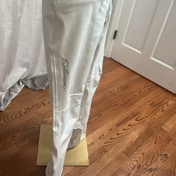 Excellent condition women’s ski pants from Salomon. - Picture 2 of 4